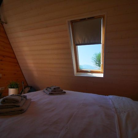 Linistea Muntilor Chalet ポルンバク・デ・スス エクステリア 写真