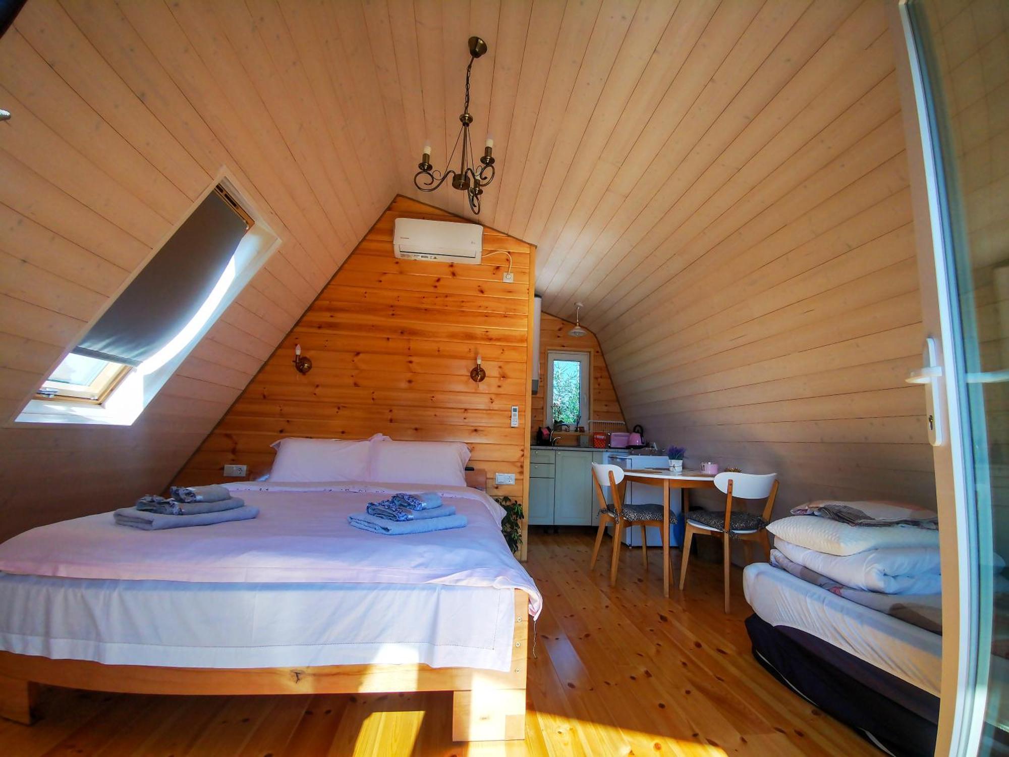 Linistea Muntilor Chalet ポルンバク・デ・スス エクステリア 写真