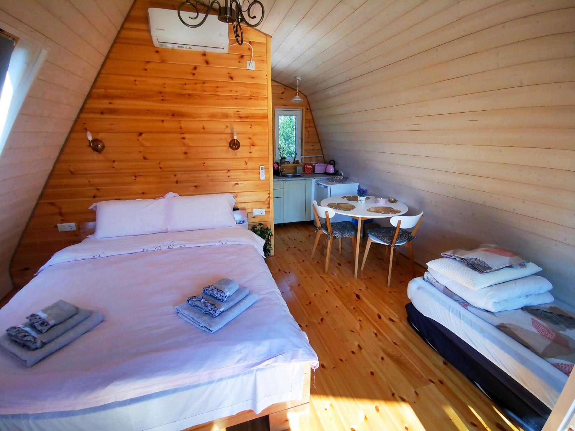 Linistea Muntilor Chalet ポルンバク・デ・スス エクステリア 写真